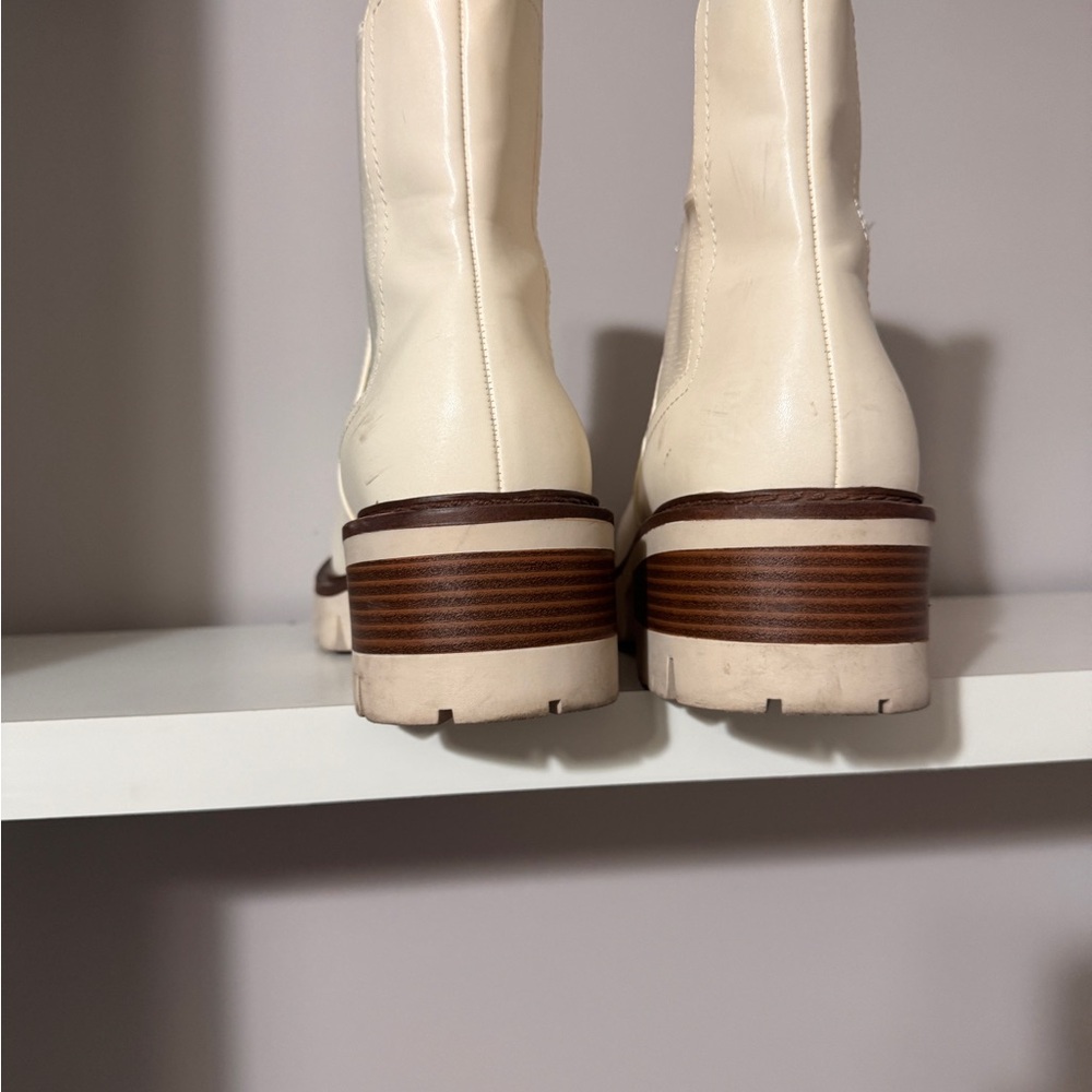 MIA Off-White Ankle Boots - Picture 5 of 8